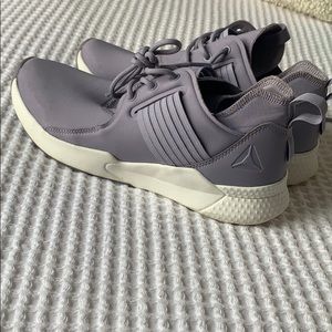 Women’s Reebok shoes